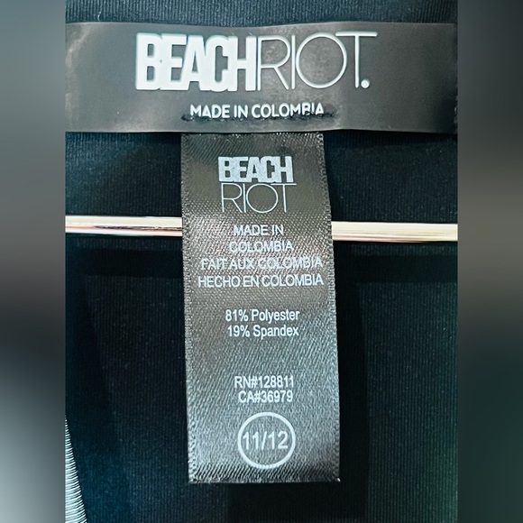BEACH RIOT GIRLS' CHARLIE RASHGUARD size 11/12 NNT - Picture 8 of 9